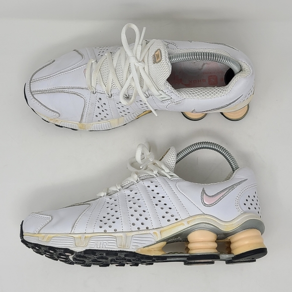nike shox cognescenti
